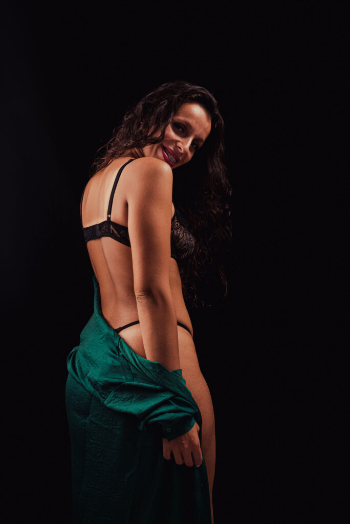 088_APF_Ema_Contrast_final